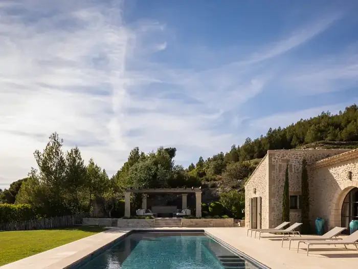 La piscine de 17 mètres